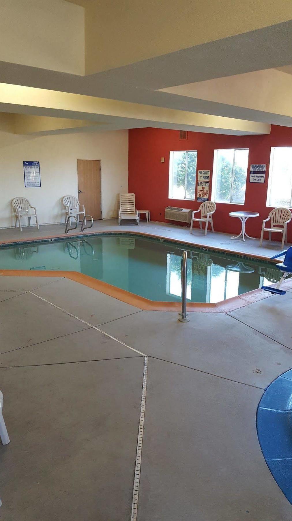 Holiday Inn Express Redding North By Ihg Exterior foto